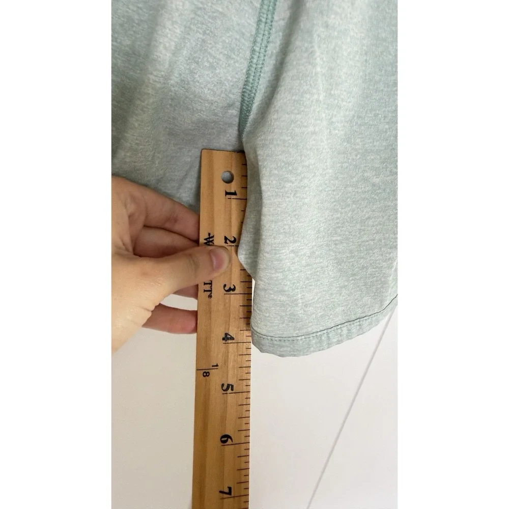 Lululemon Tracker Short V *4